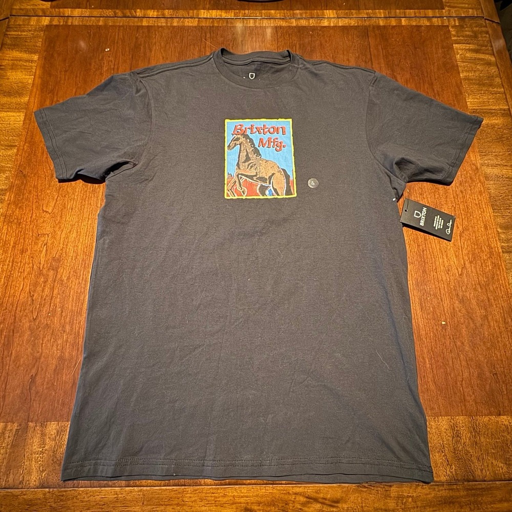 Brixton Mfg Horse Graphic Tee – Black Tailored Fit – Size Large – NWT